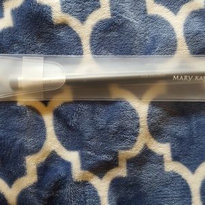 Mary kay eye smudger brush